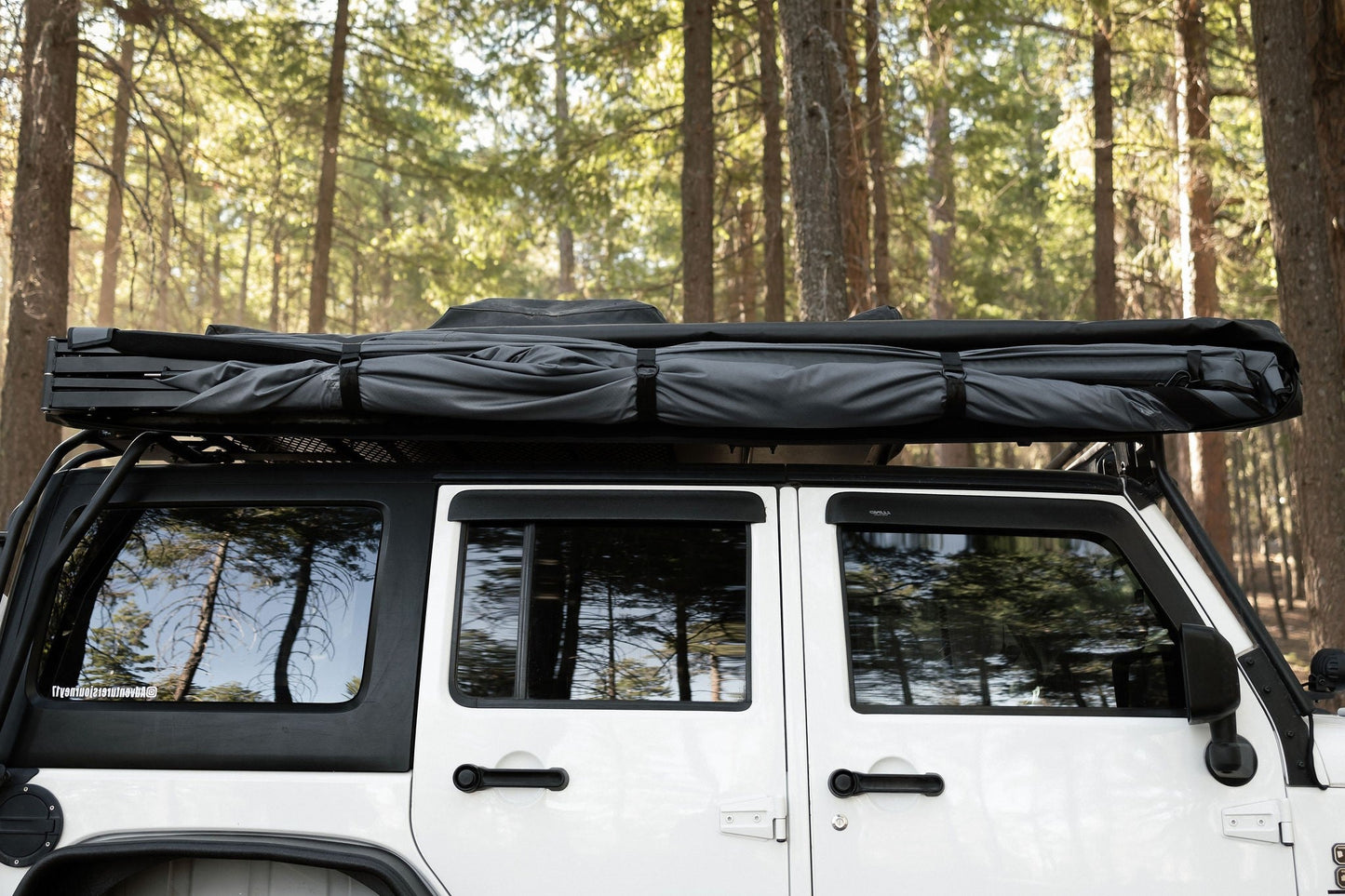 Taruca Rogue 270 S Awning RHS